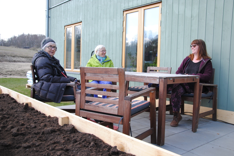 Ett foto på Lena Forsberg, Helle Frederiksen och Alexandra Jansson